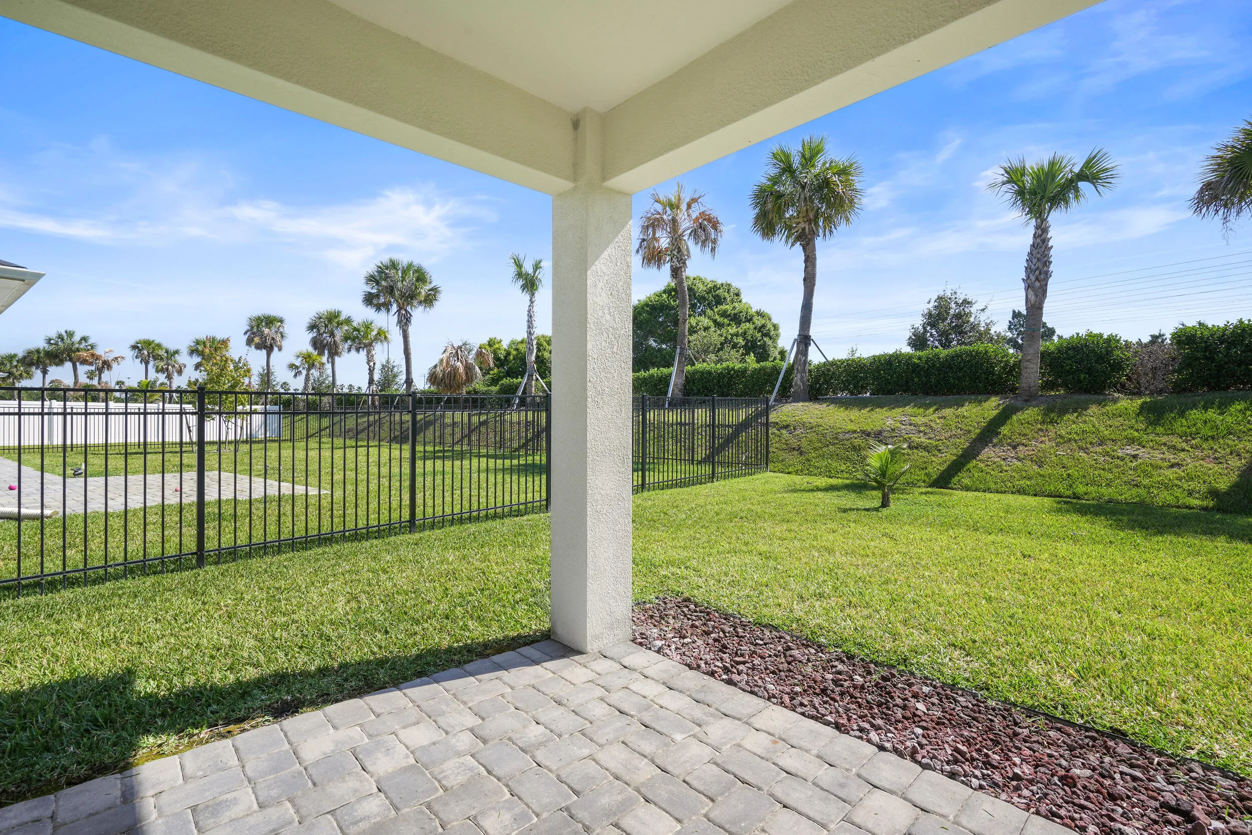 Property photo 36