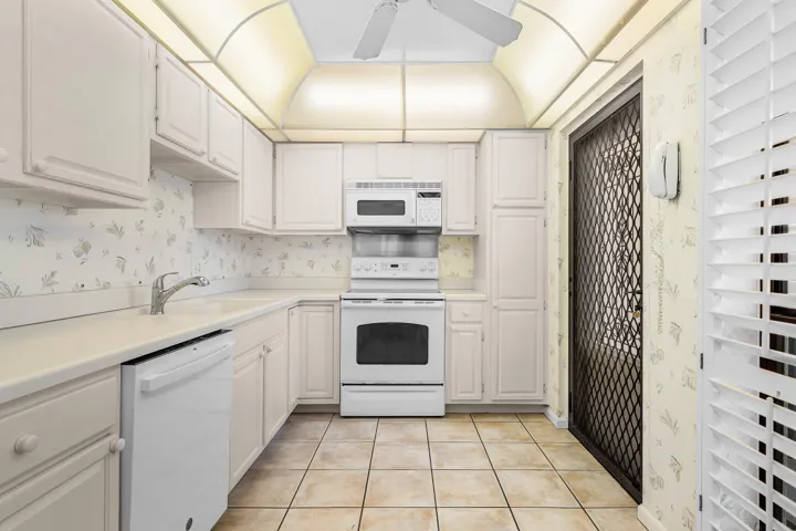 008-4080NorthQuailRidgeDrive-B-BoyntonBe