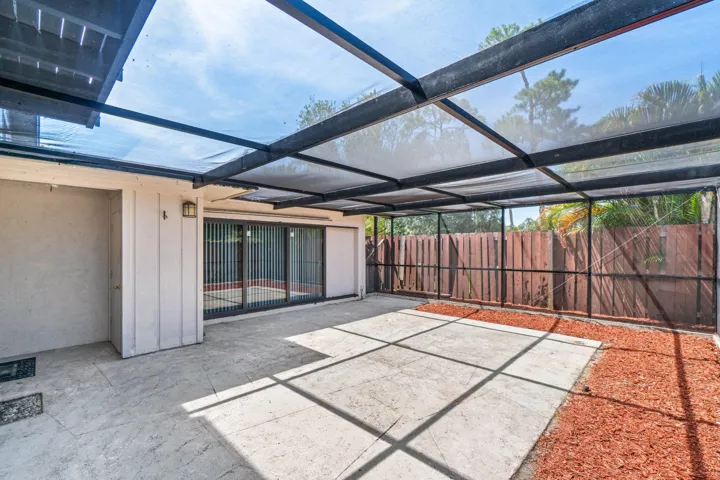 004-4585HollyLakeDrive-LakeWorth-FL-3346