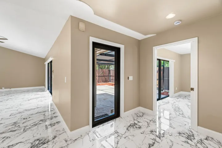 008-4585HollyLakeDrive-LakeWorth-FL-3346