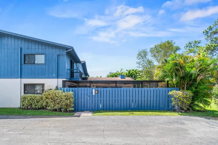 001-4585HollyLakeDrive-LakeWorth-FL-3346