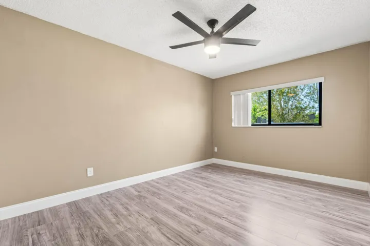 028-4585HollyLakeDrive-LakeWorth-FL-3346