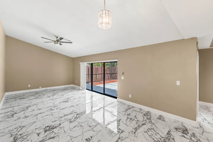 010-4585HollyLakeDrive-LakeWorth-FL-3346