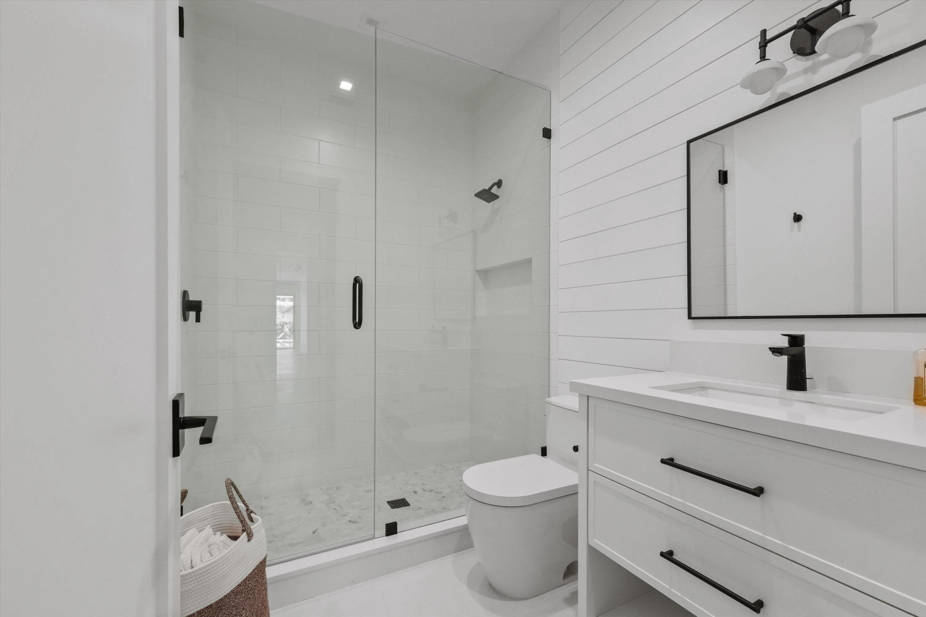 Guestroom Bath