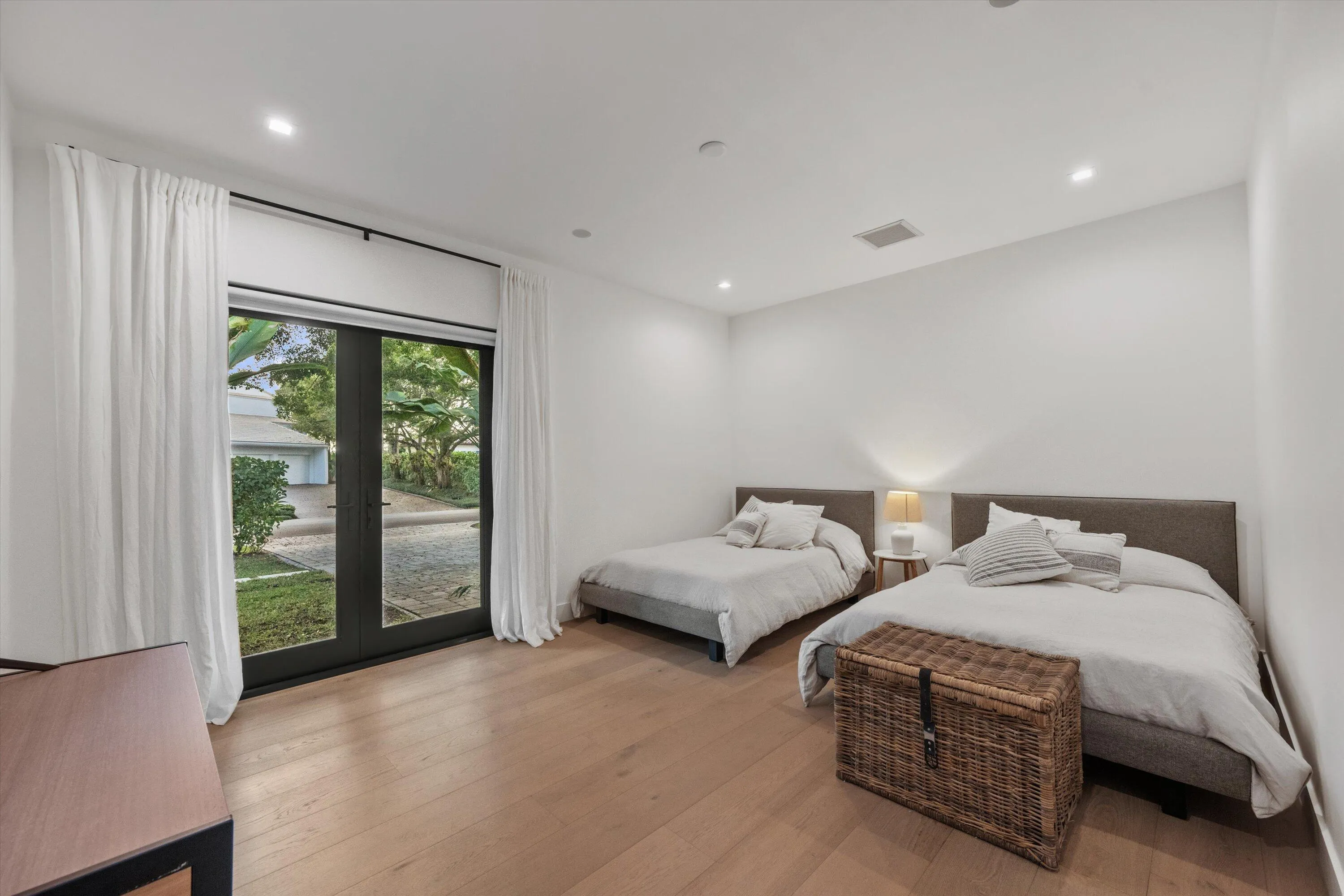 Suite III