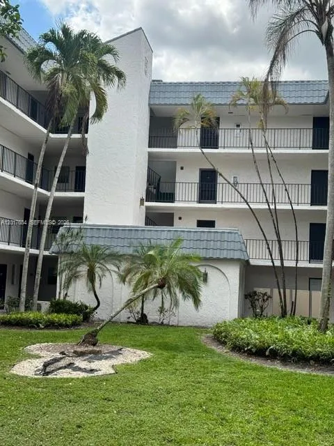 FRONT OF STRUCTURE