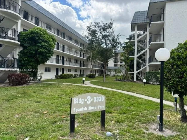 FRONT OF STRUCTURE