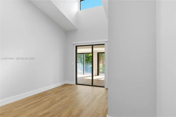 Office/Library/Den.