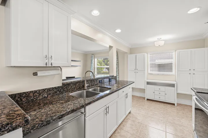 010-2105Southwest14thPlace-BoyntonBeach-