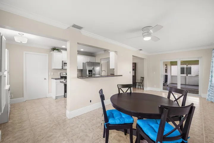 015-2105Southwest14thPlace-BoyntonBeach-