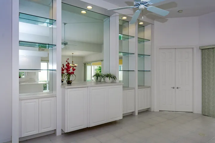 Wall Unit in Living Room