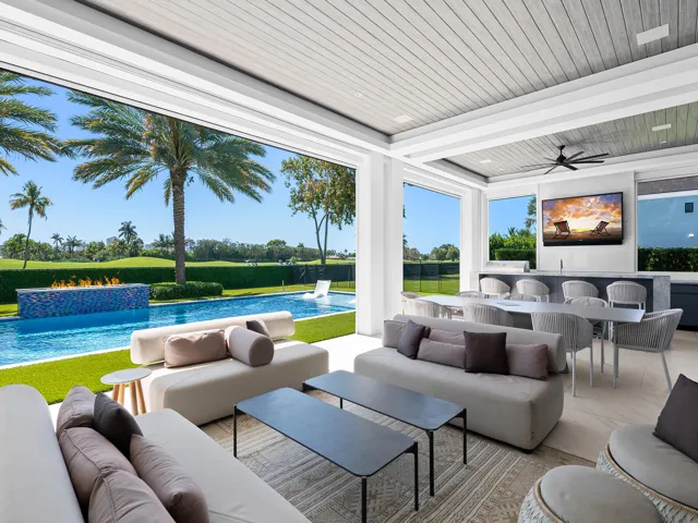Outdoor Lounge Area
