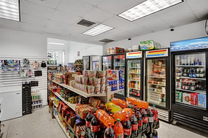 Building Convenience Store