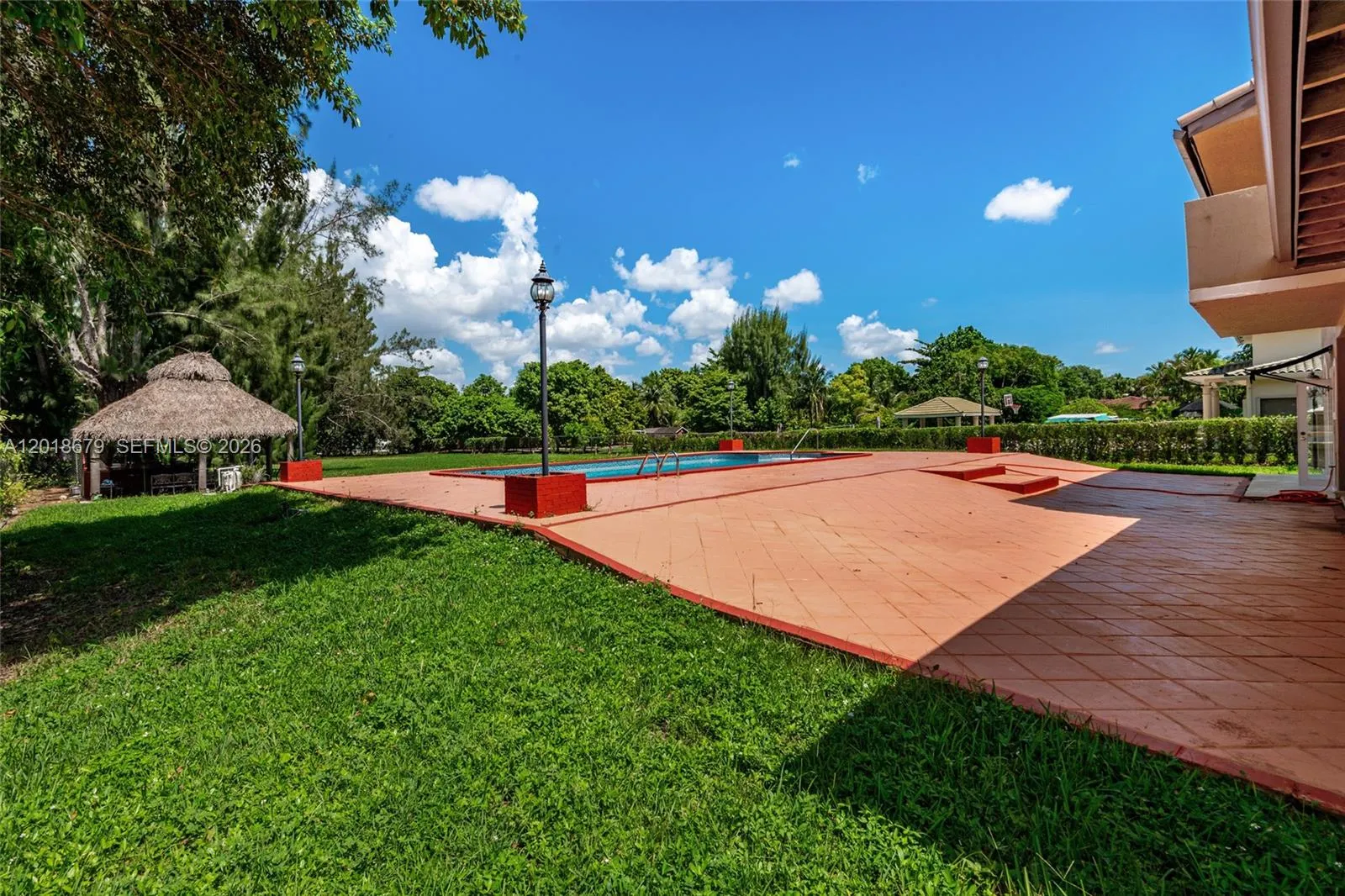 Property photo 32