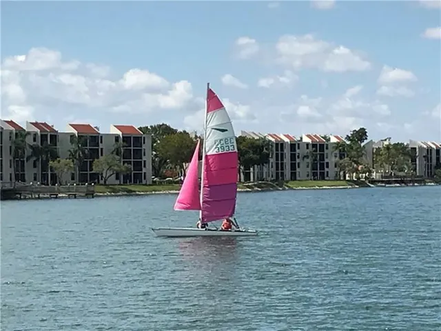 Sailing Sailing