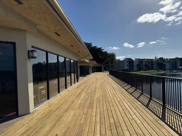 Clubhouse Deck