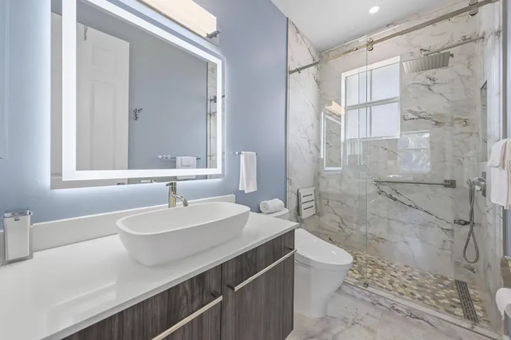 10980 Northwest 69th Pl - 52.jpg-FULL