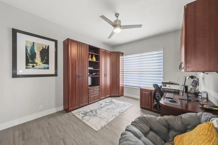 10980 Northwest 69th Pl - 16.jpg-FULL
