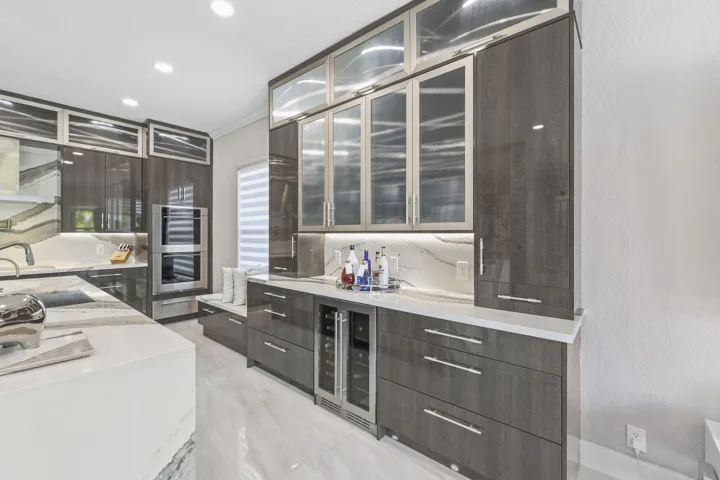 10980 Northwest 69th Pl - 24.jpg-FULL