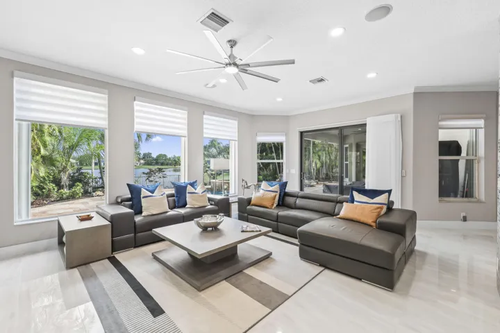 10980 Northwest 69th Pl - 30.jpg-FULL