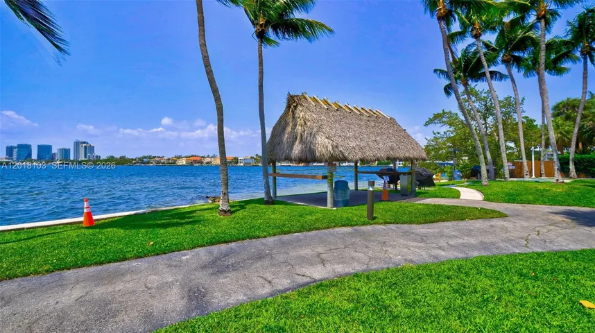 Island walking path