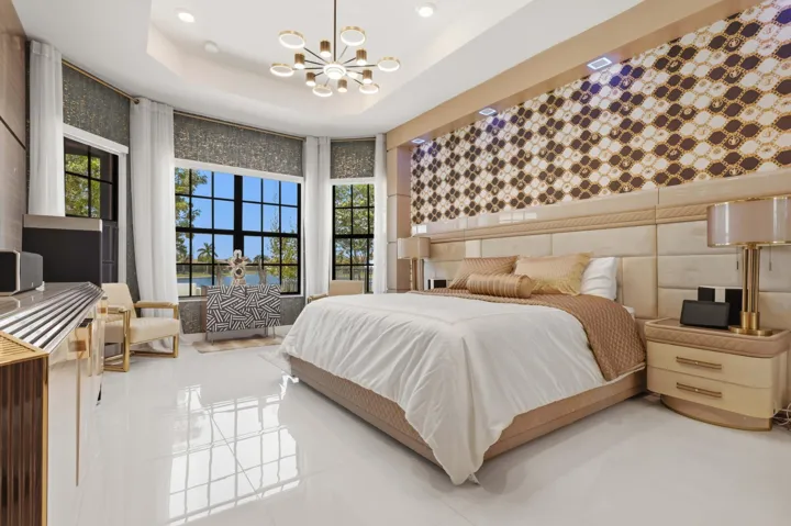 Primary Bed