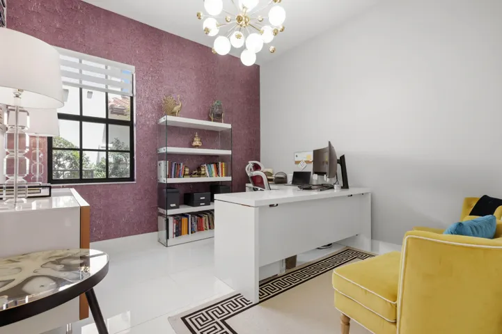 Office/Guest Room