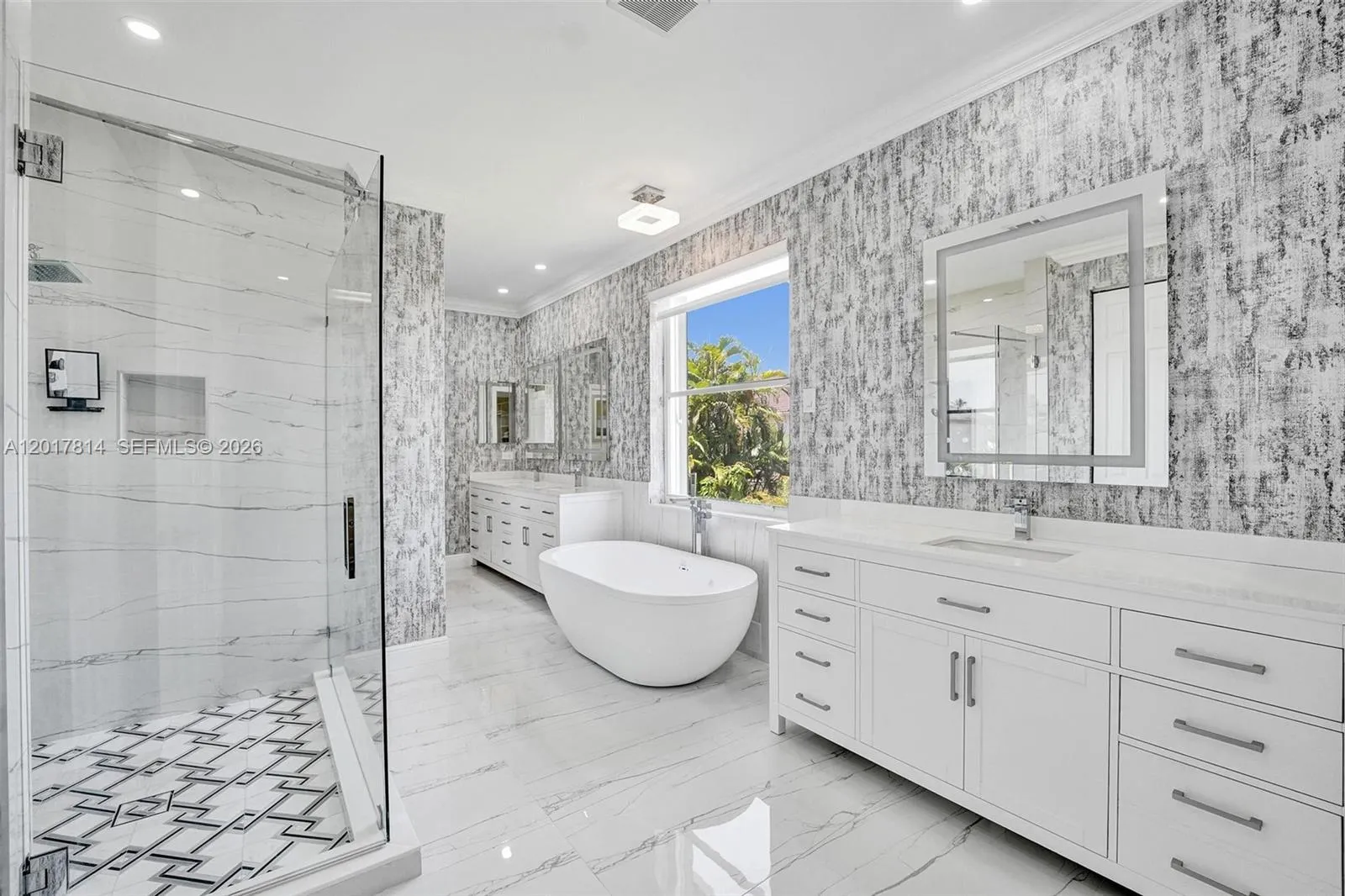 Property photo 179