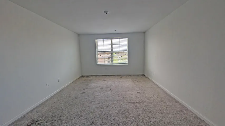 1000096857