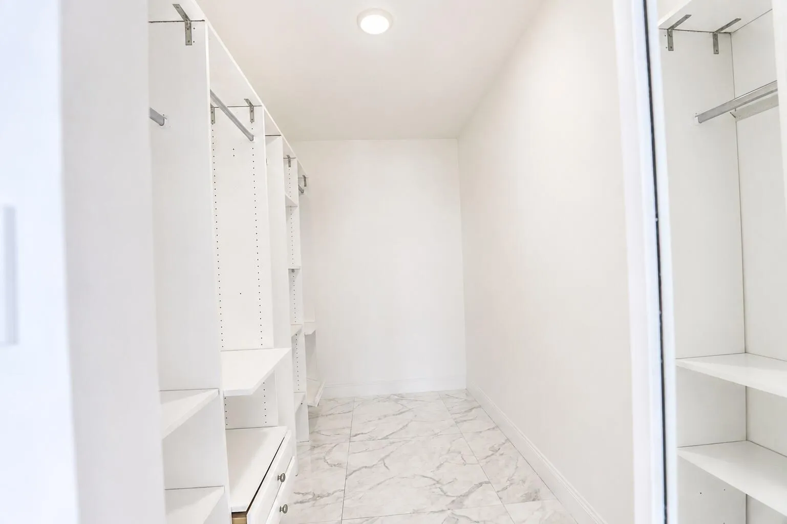 101 Briney Ave #401 21