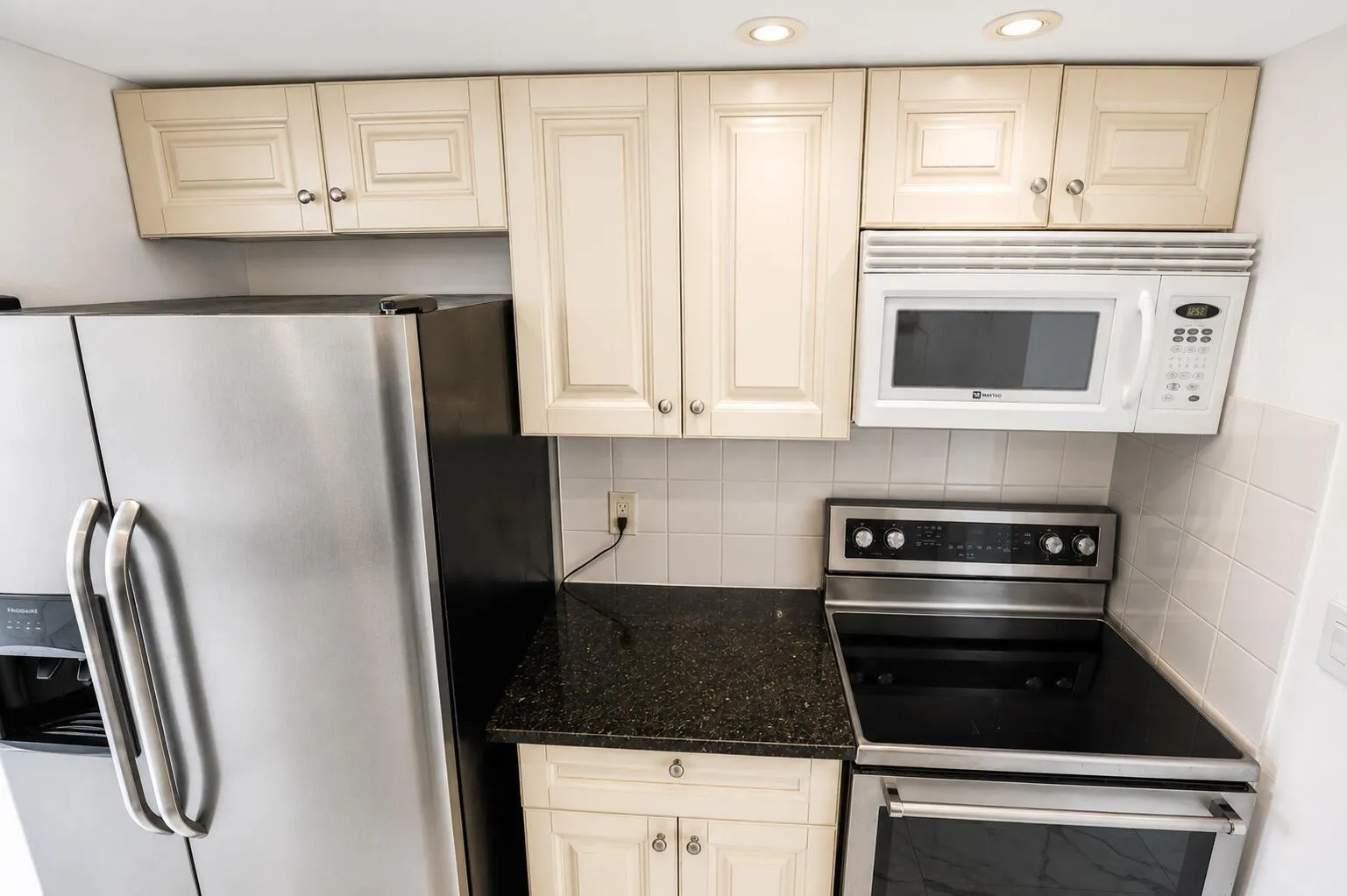 101 Briney Ave #401 31