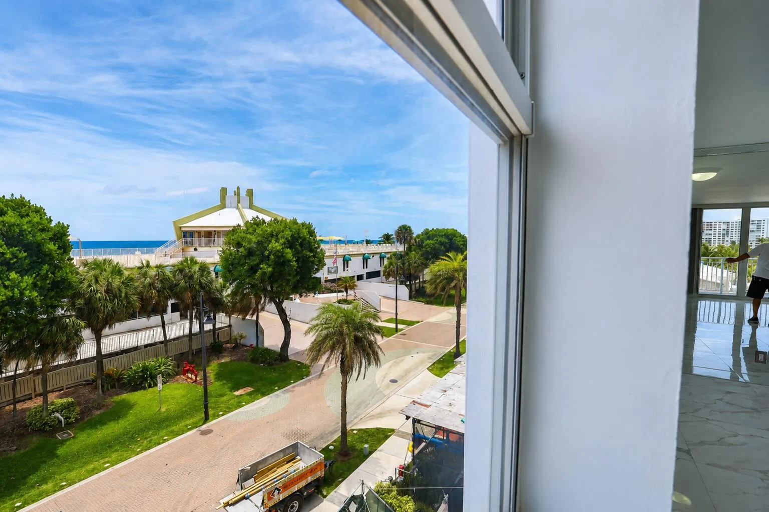 101 Briney Ave #401 36