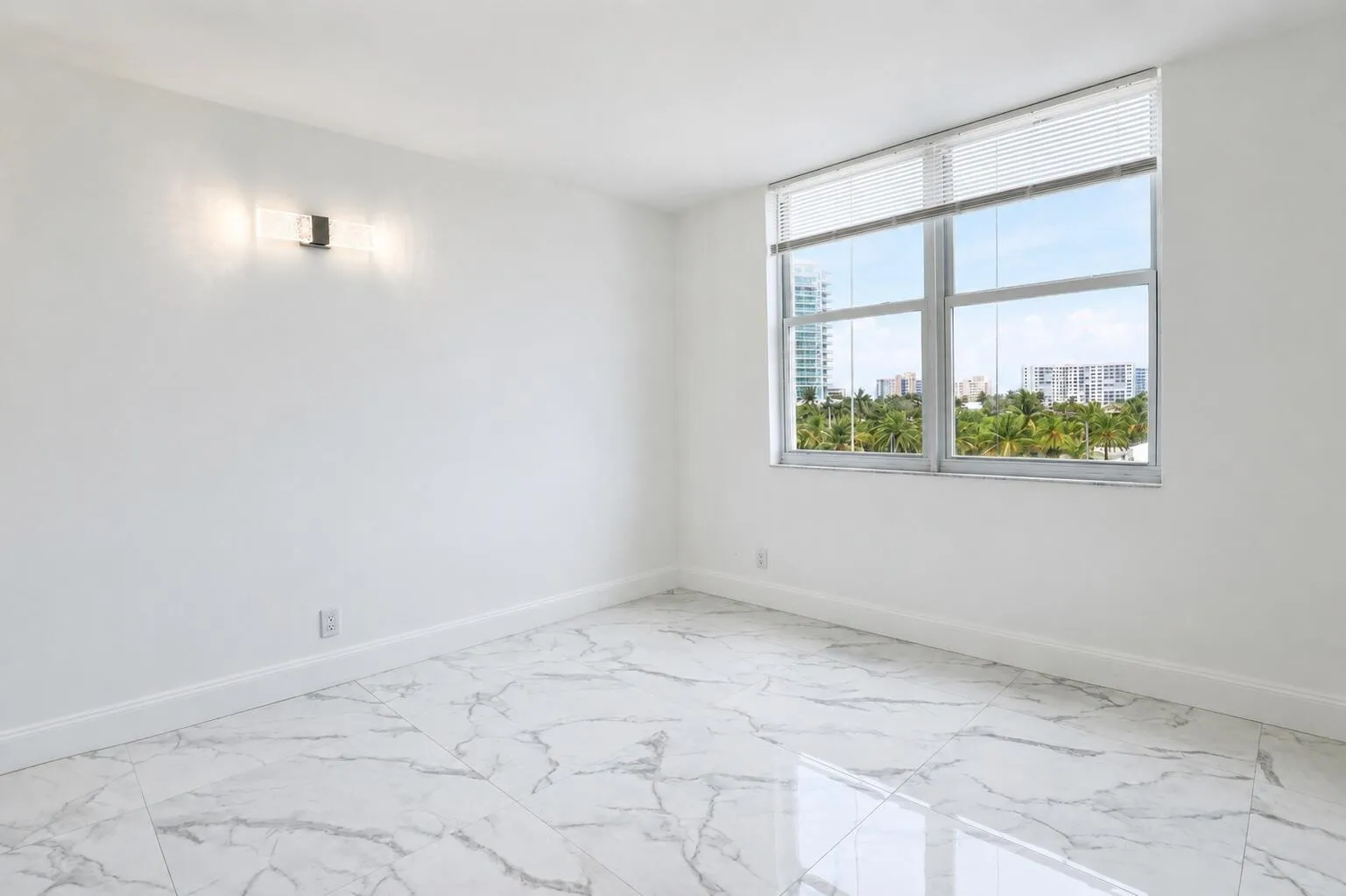 101 Briney Ave #401 25