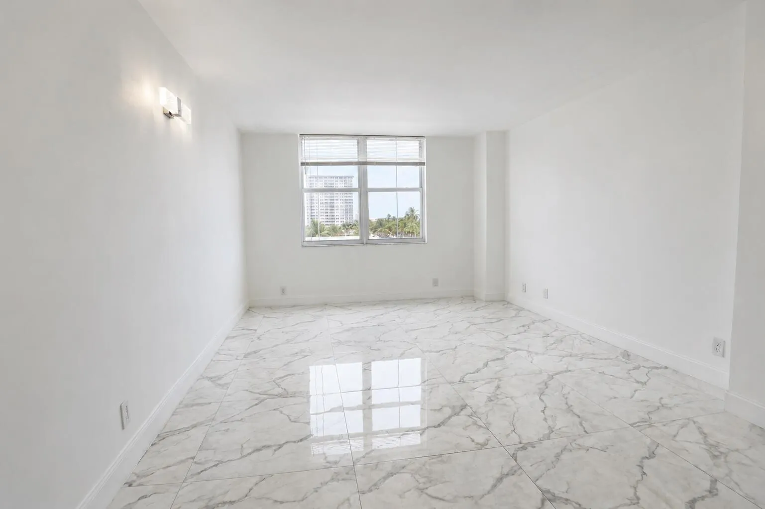 101 Briney Ave #401 23