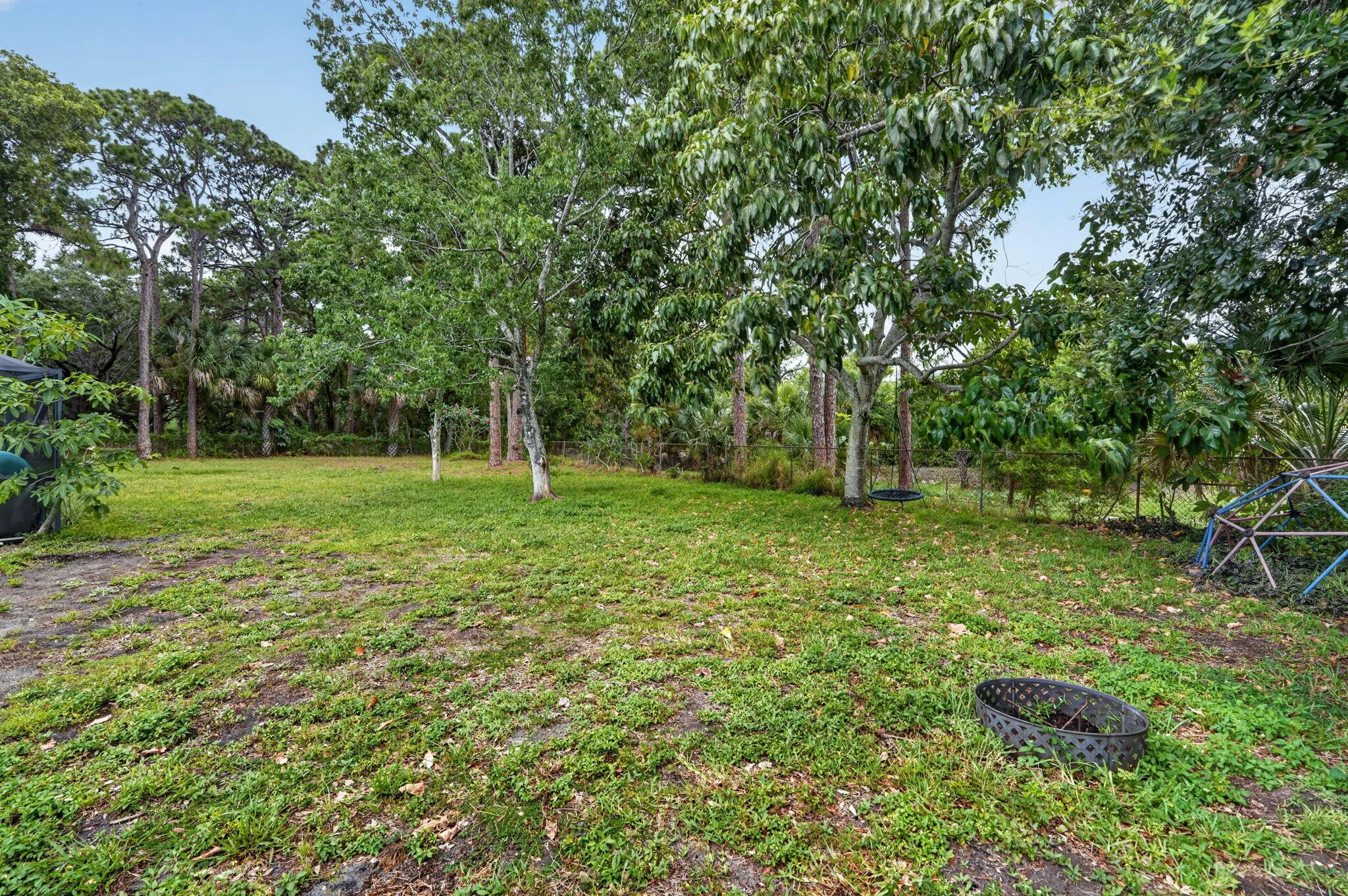 Property photo 33
