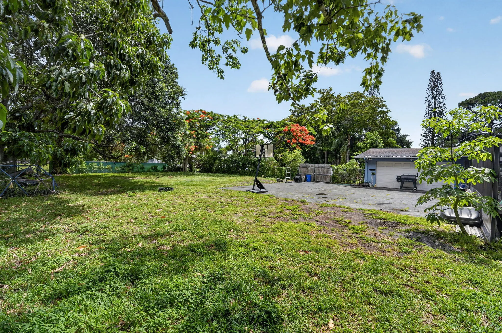 Property photo 28