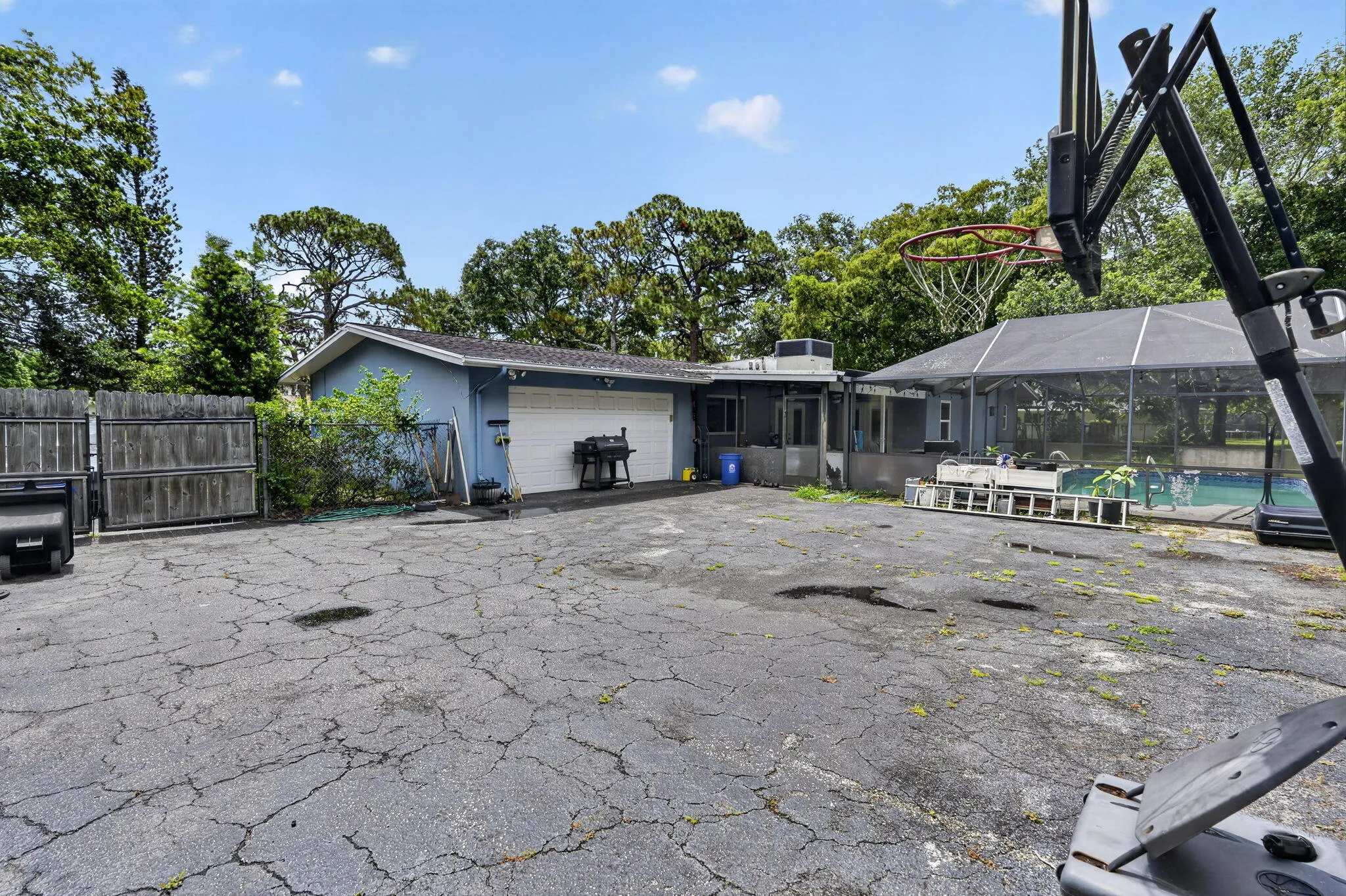 Property photo 32