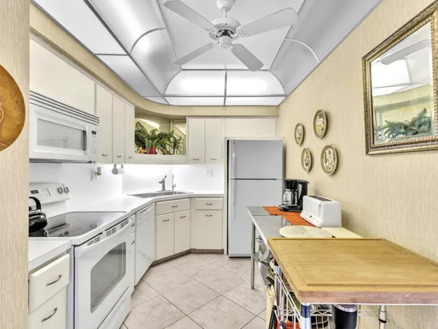 Ceiling fan