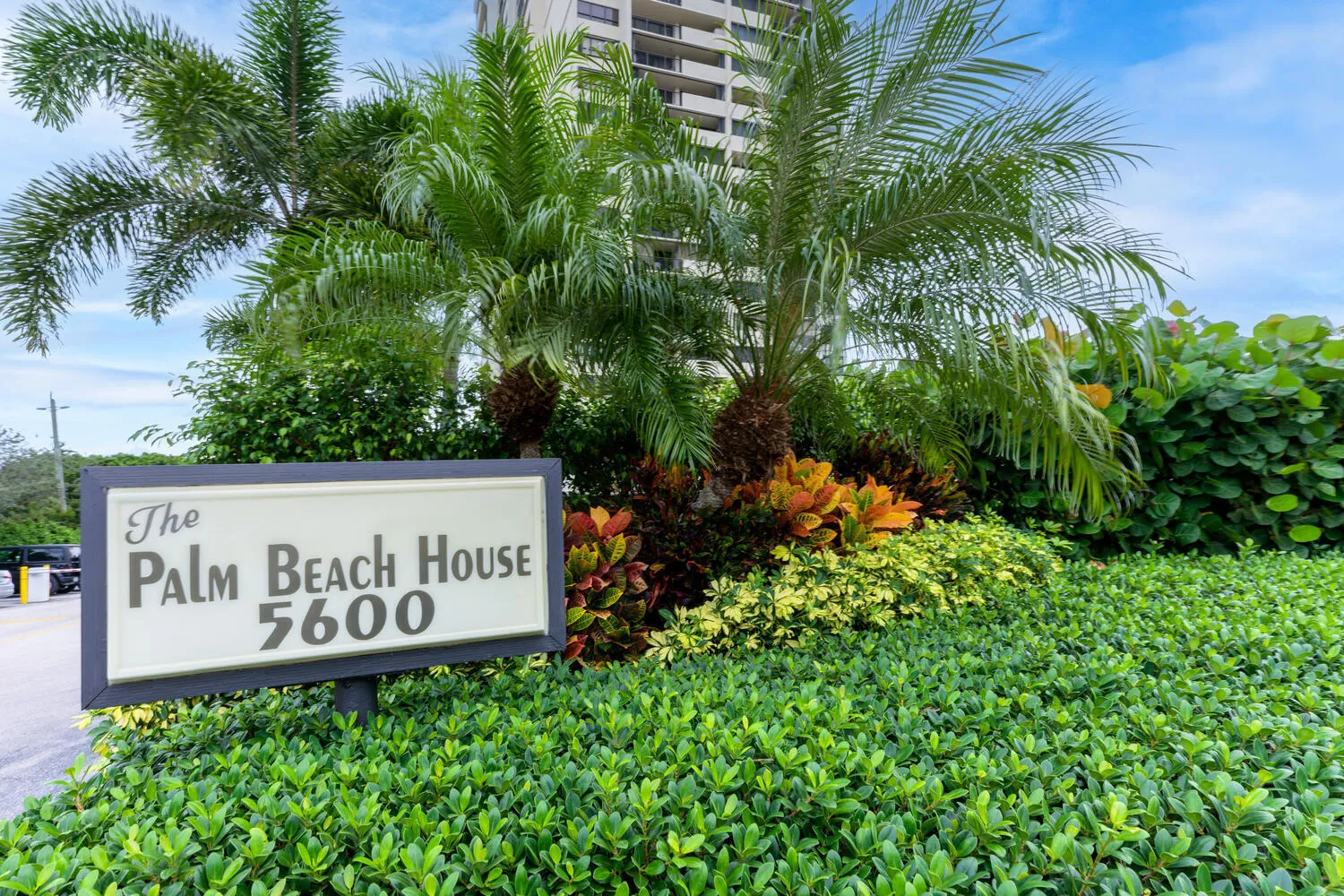 5600 N Flagler Dr Apt 2205-large-014-003