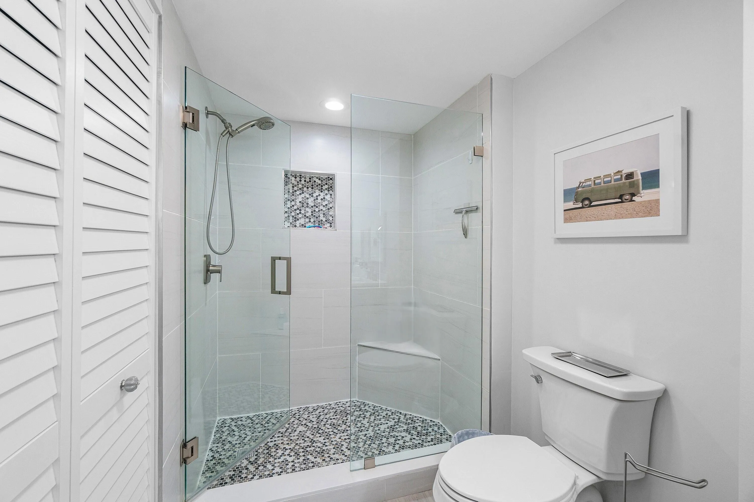 Primary Bathroom En-Suite