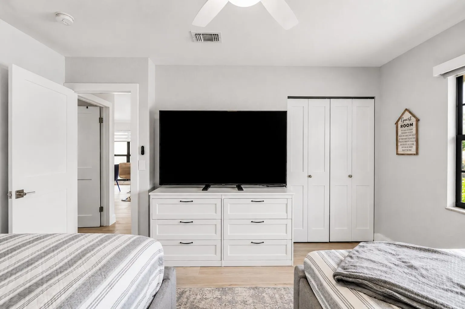 2nd Bedroom