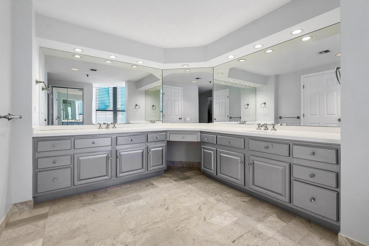 021-3120SouthOceanBoulevard-PalmBeach-FL