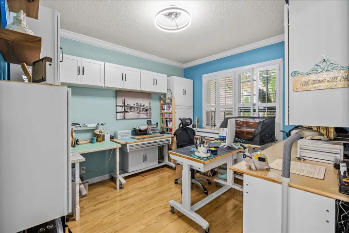 Den/office