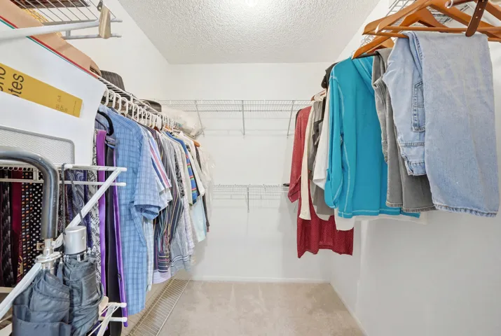 Walk-in closet