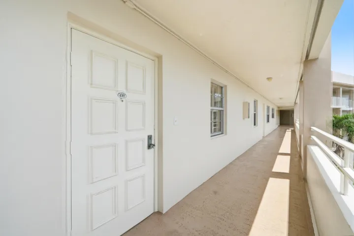 Catwalk entrance to #410