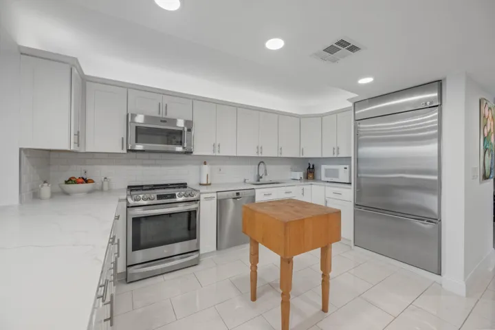 Open Kitchen