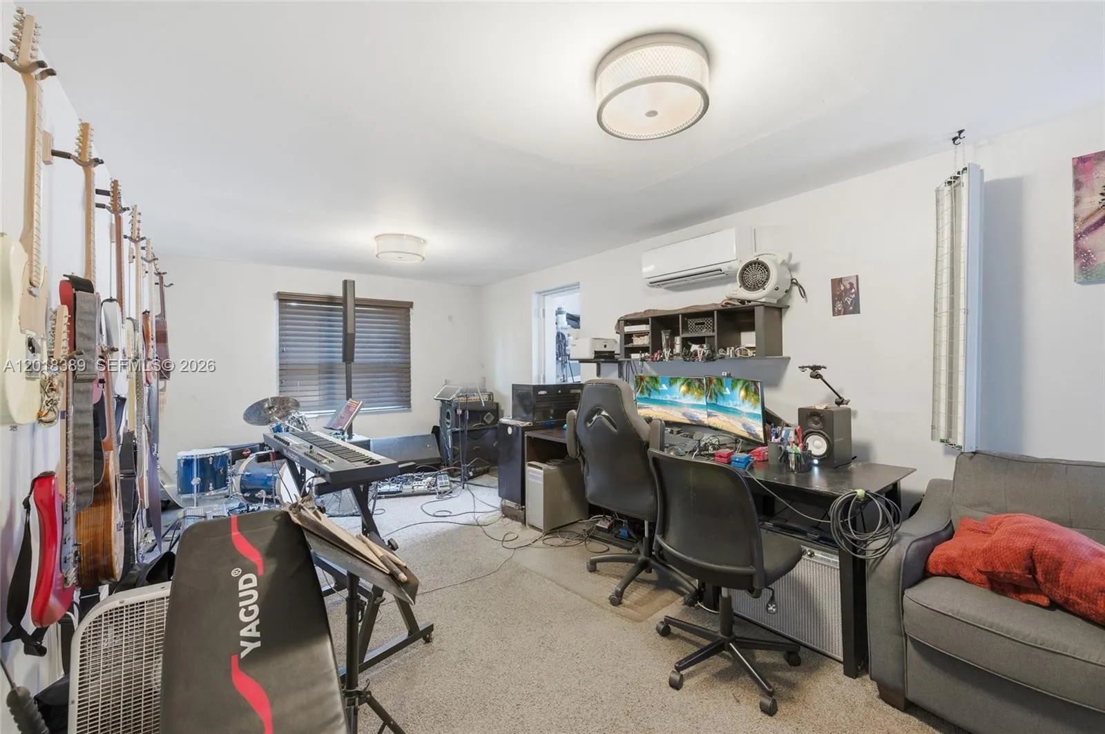 Room that was virtually staged