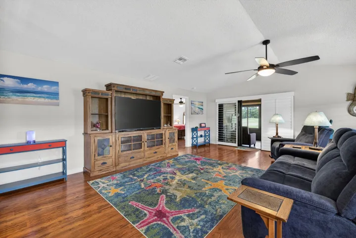 17-web-or-mls-3A5A4263