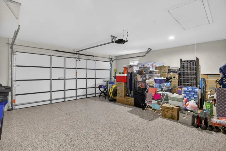 Garage with apoxy floor