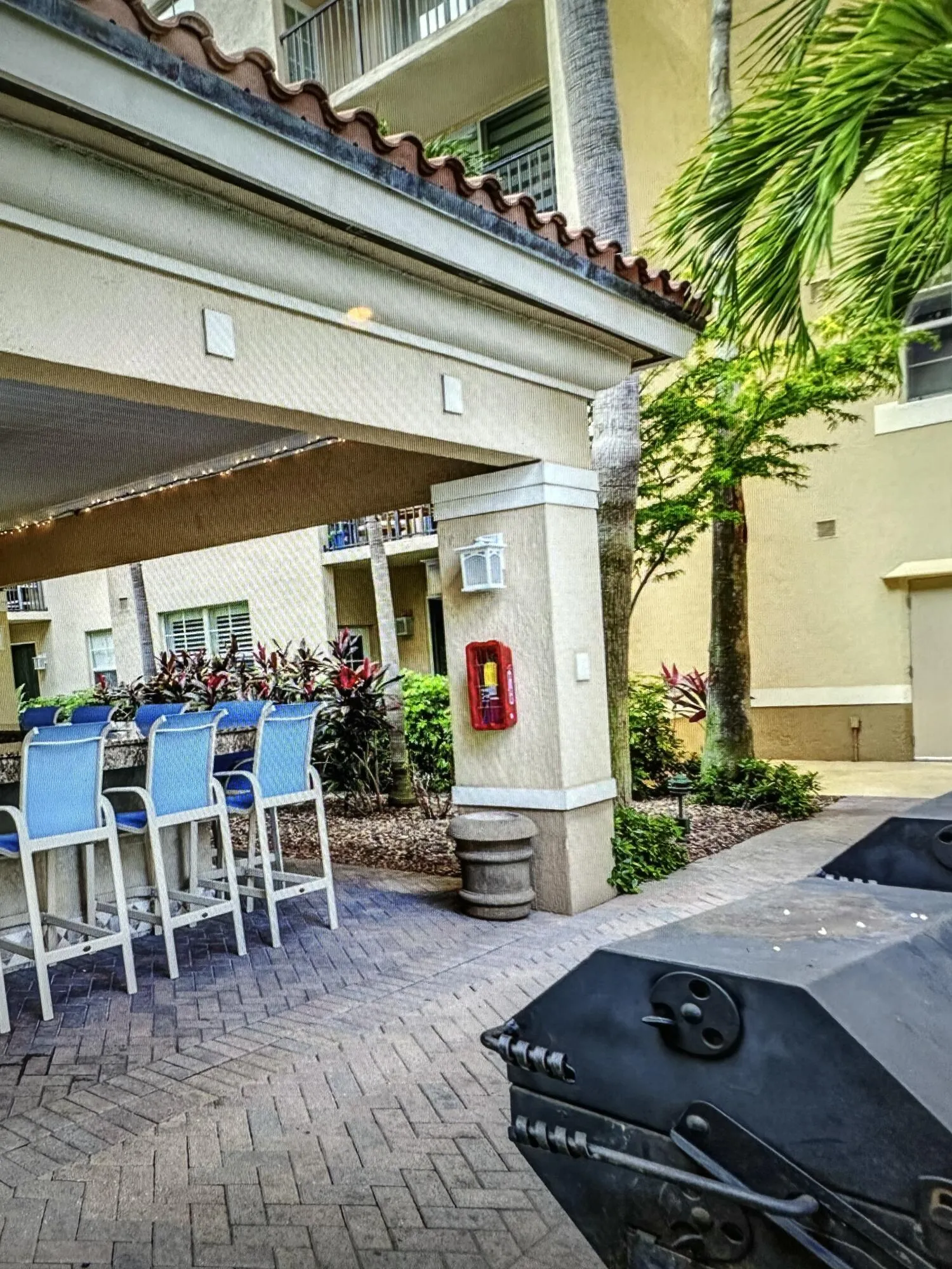 Common area/grilling stations